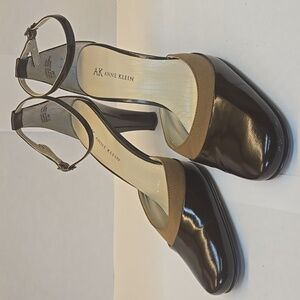 Anne Klein Dark Brown and lighter Brown Heels with Ankle Strap Sz 7.5M